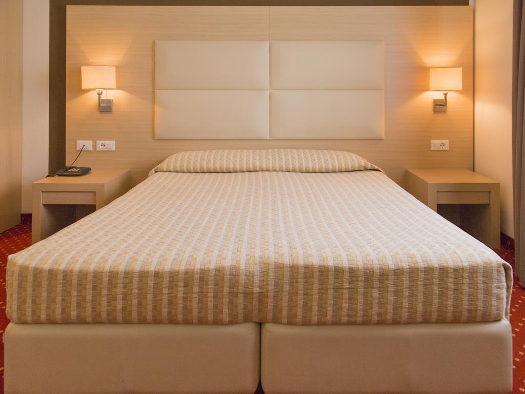 Hotel Regina Μπολζάνο Εξωτερικό φωτογραφία