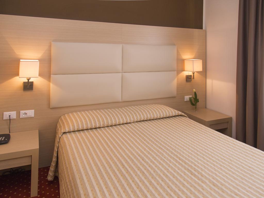 Hotel Regina Μπολζάνο Εξωτερικό φωτογραφία
