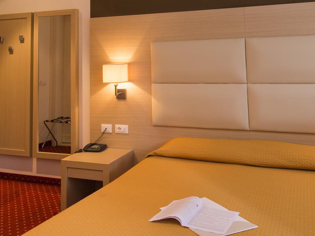Hotel Regina Μπολζάνο Εξωτερικό φωτογραφία