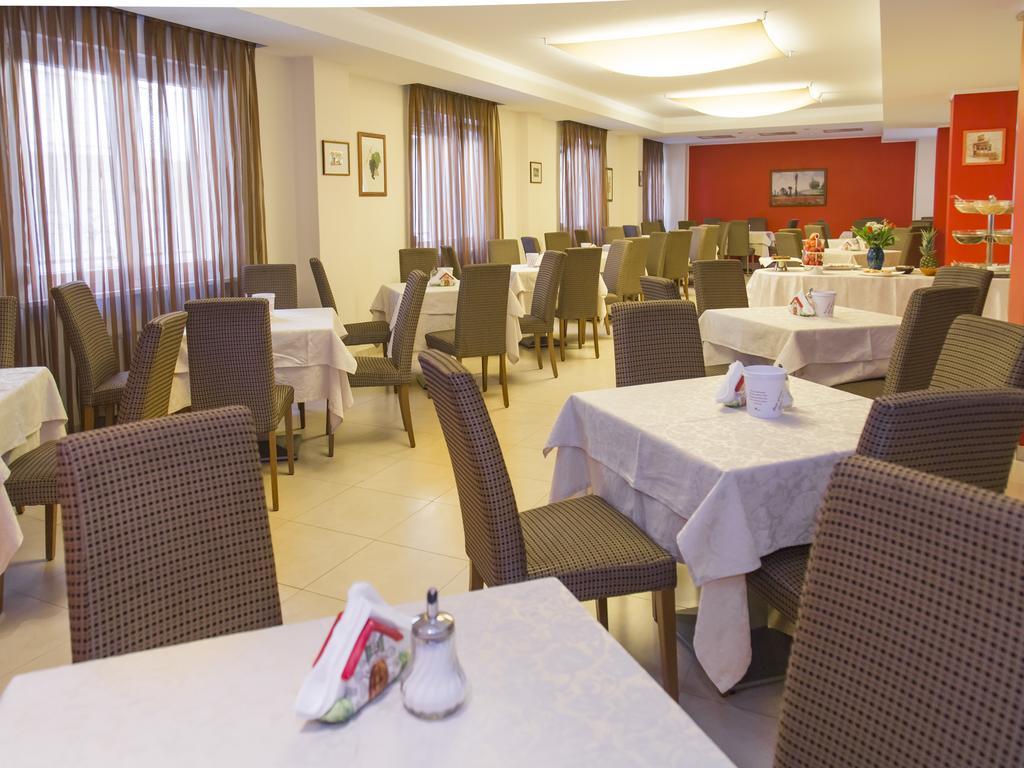 Hotel Regina Μπολζάνο Εξωτερικό φωτογραφία